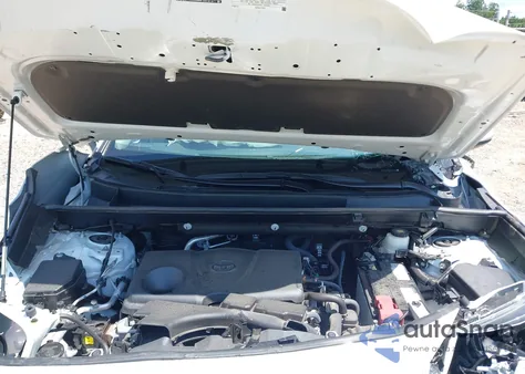 2021 Toyota Rav4 Xle z USA, uszkodzony, nr VIN 2T3P1RFVXMC243126